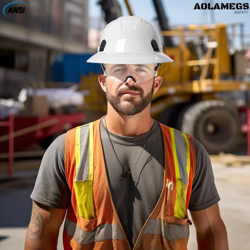 Capacete de Segurança com Aba Total – Proteção Completa para Quem Enfrenta Qualquer Clima